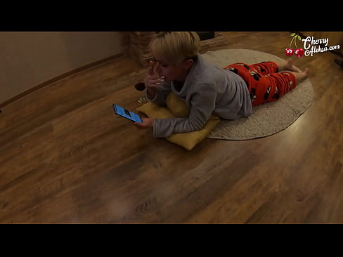 ❤️ Verrückte Blondine lutscht riesigen Schwanz und hüpft darauf herum - Analsex ❤❌ Porno bei uns de.porn-evooli.ru ❌